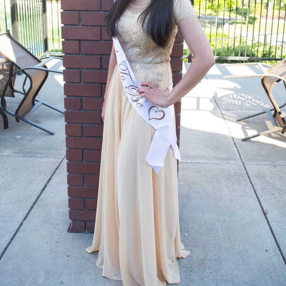 Prom formal dress